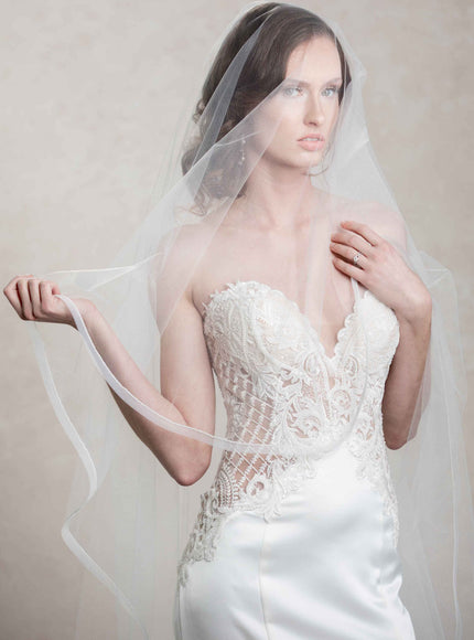 Ilyse Horsehair and Beaded Trimmed Cathedral Veil