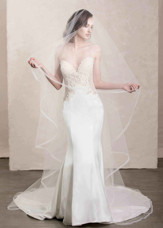 Ilyse Horsehair and Beaded Trimmed Cathedral Veil
