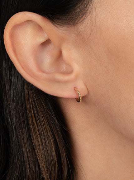Zoe Lev 14K Gold Small Huggie Earrings