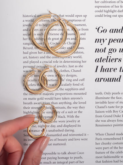 Zoe Lev 14K Gold Large Thick Hoop Earrings