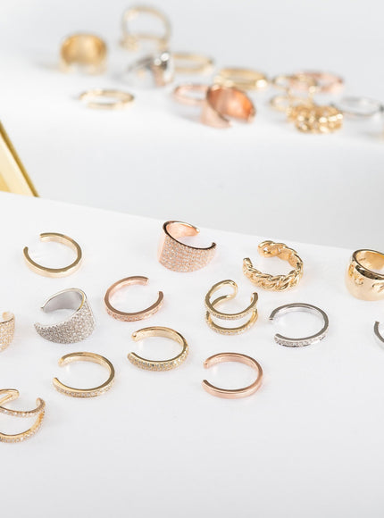 Zoe Lev Double Diamond Ear Cuff