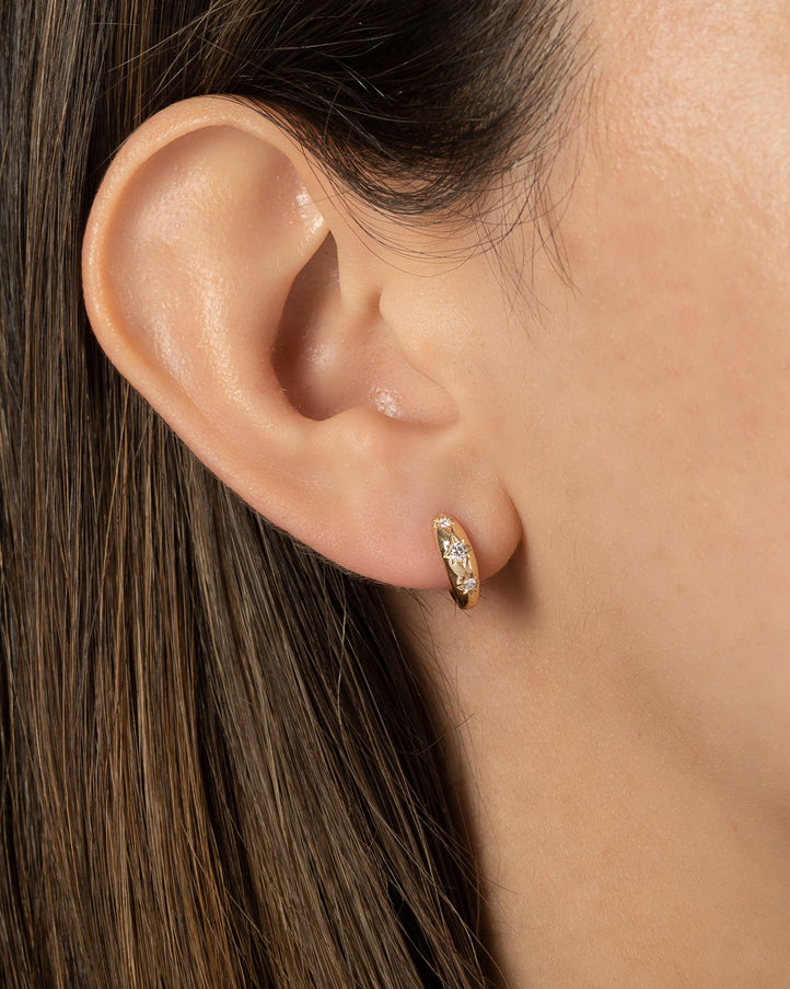 Zoe Lev Diamond Domed Starburst Huggie Earrings