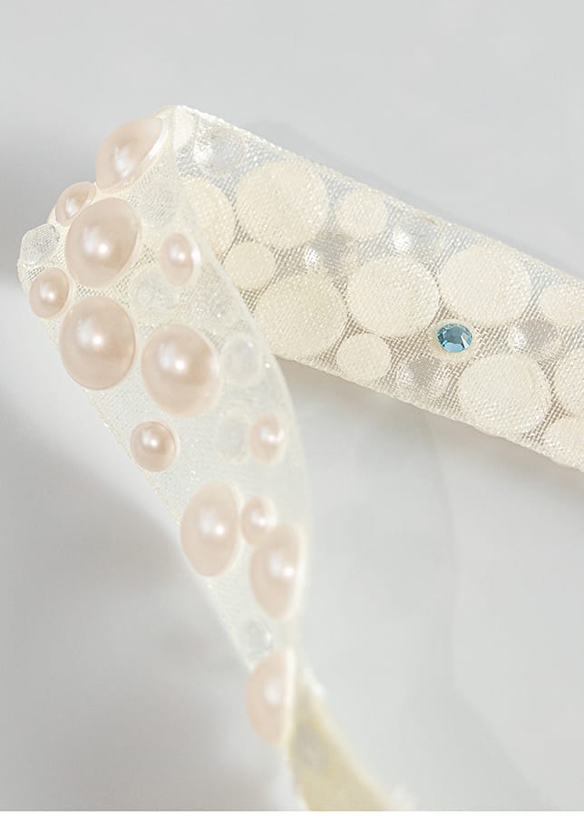Katie Pearl and Crystal Garter