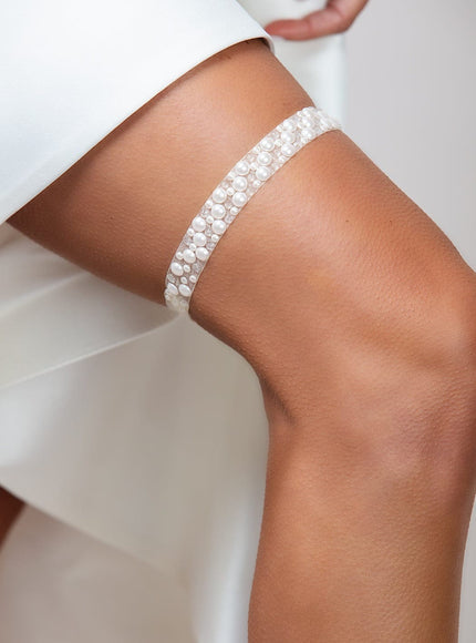 Katie Pearl and Crystal Garter