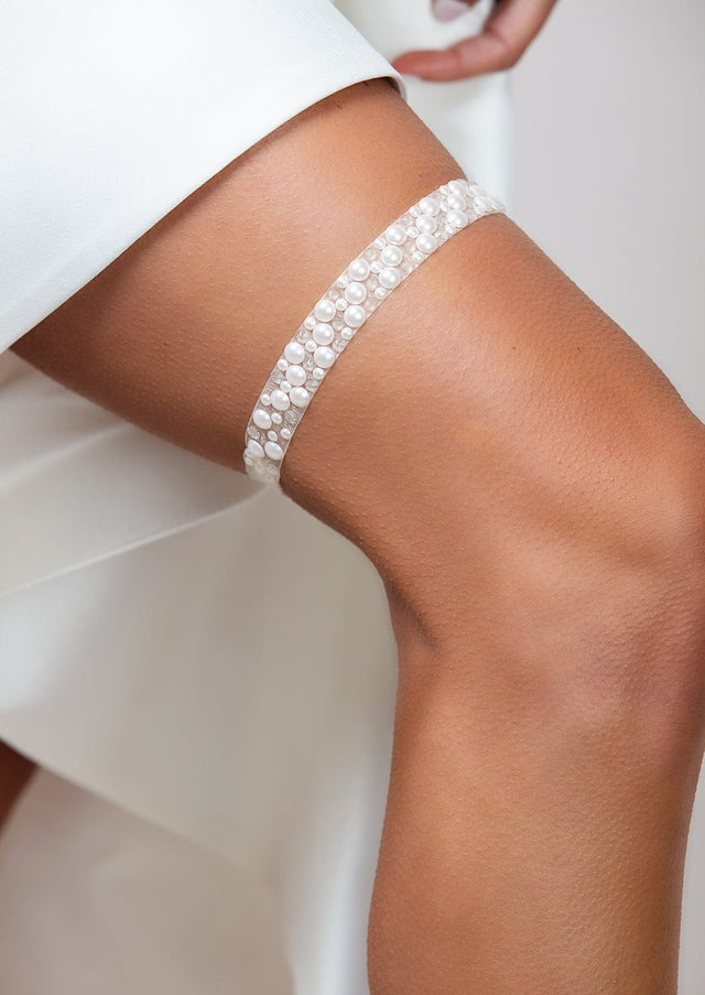 Katie Pearl and Crystal Garter