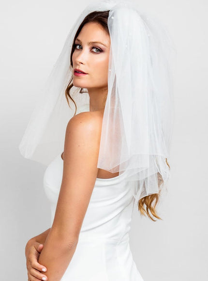 Kiki Short Pearl Bubble Veil