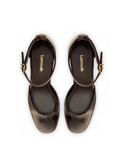 Larroude Ari Pump In Expresso Velvet