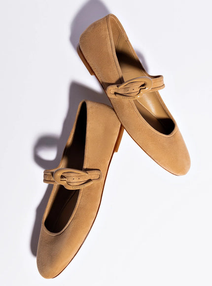 Larroude Verona Ballet Flat In Peanut Suede