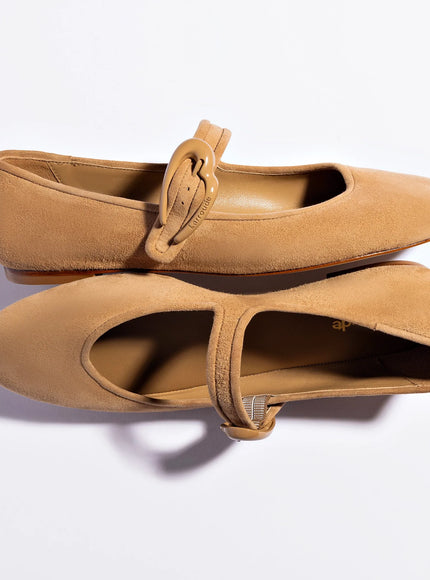 Larroude Verona Ballet Flat In Peanut Suede