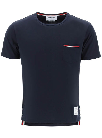 Thom Browne T-shirt con taschino RWB