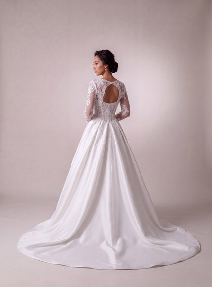 Ellie Belle Macayla Sweetheart Lace Wedding Gown