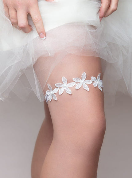 Megan Floral Lace Garter