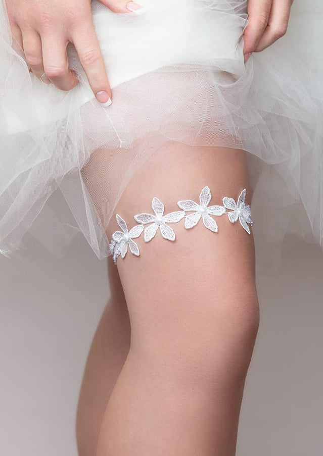 Megan Floral Lace Garter