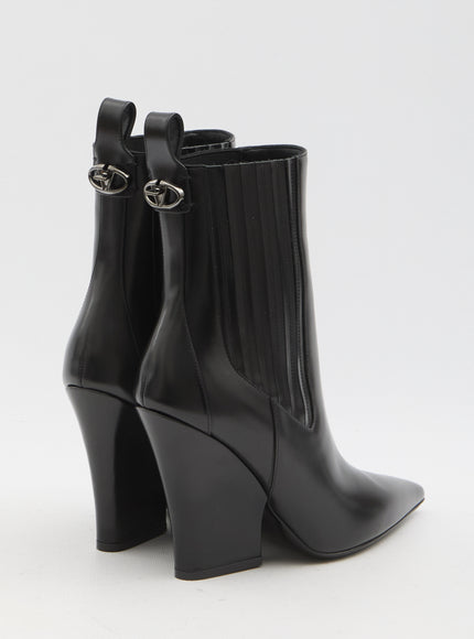 Valentino Garavani Vlogo Lockette Booties