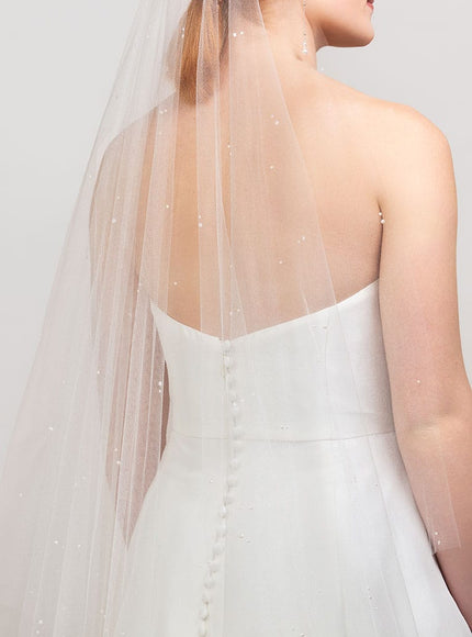 Nadene Scattered Pearl Waltz Veil