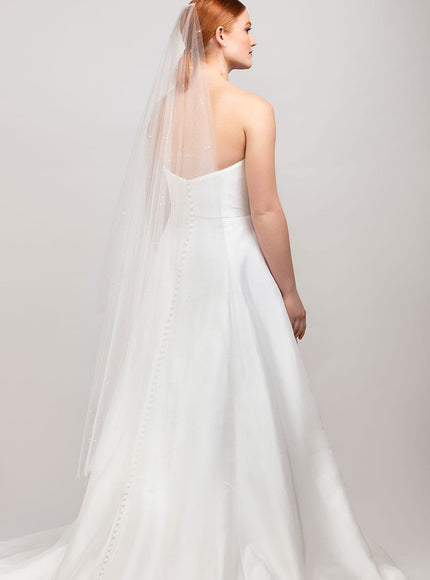 Nadene Scattered Pearl Waltz Veil