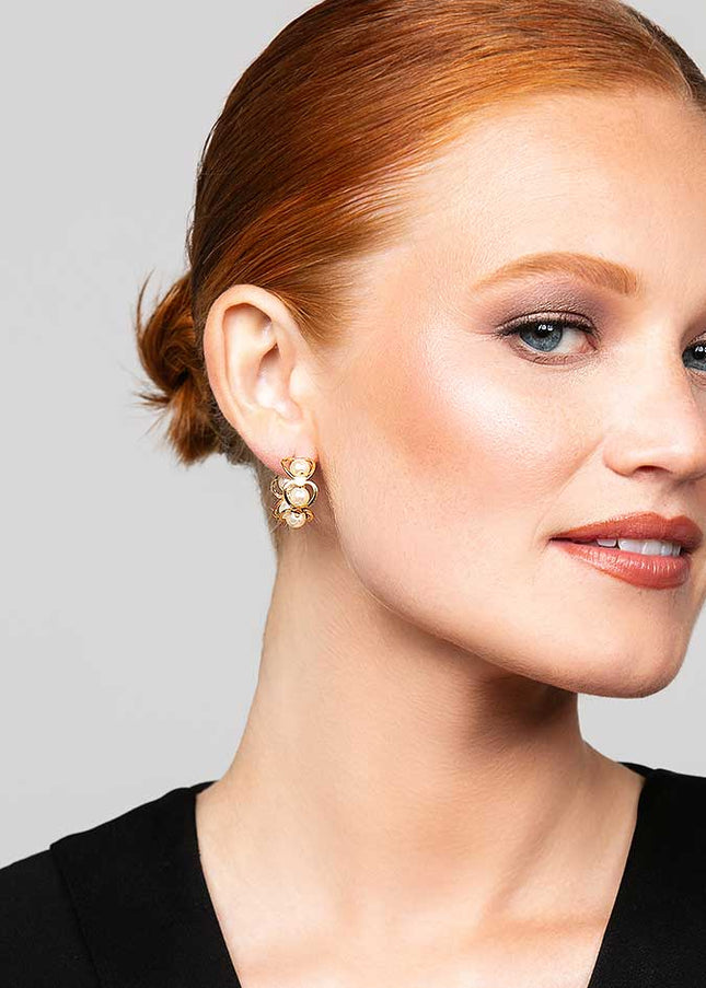 Oma Pearl Heart Huggie Earrings