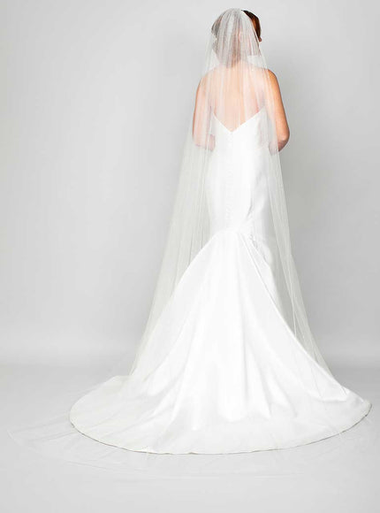 Opulence Crystal Cathedral Veil