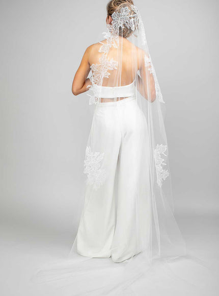 Peony Lace Mantilla Chapel Veil