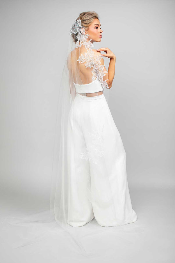 Peony Lace Mantilla Chapel Veil