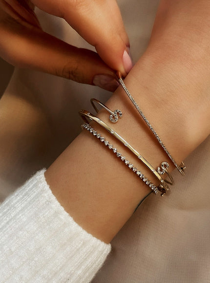 Zoe Lev 14K Gold Diamond Dot Bangle