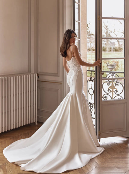 Pollardi Kaira Fitted Mermaid Wedding Dress