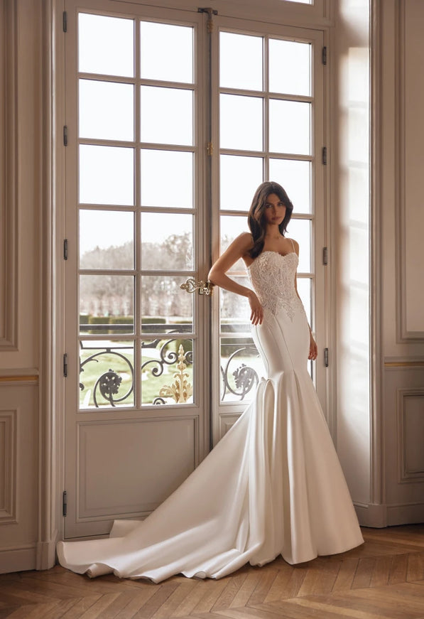 Pollardi Kaira Fitted Mermaid Wedding Dress