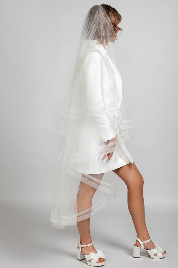 Ryder Waltz Double Horsehair Trim & Crystal Veil