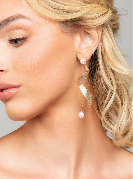Ariel Taub Taylor Twist Pearl Drop Earrings