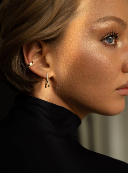 Zoe Lev Thick Diamond Ear Cuff
