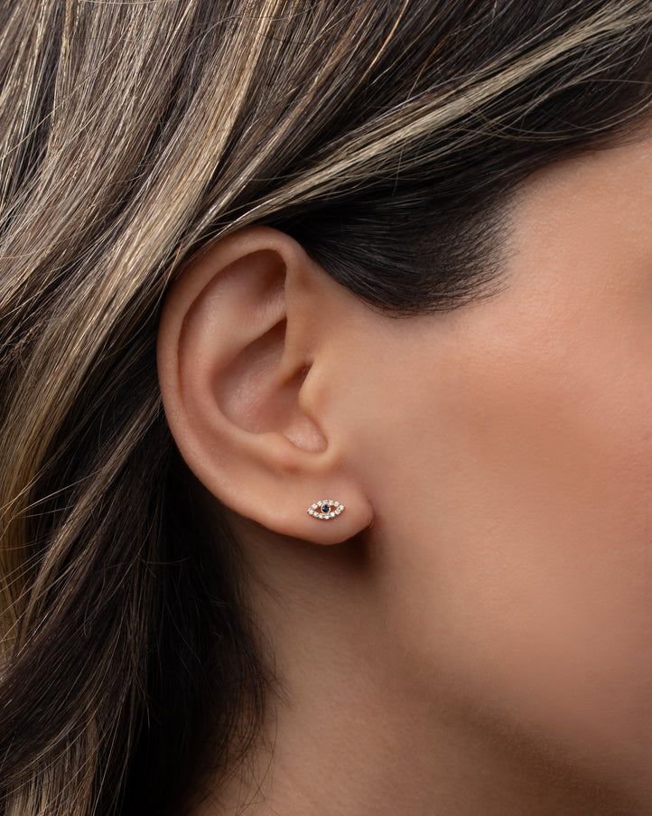 Zoe Lev Tiny Diamond Evil Eye Stud Earring