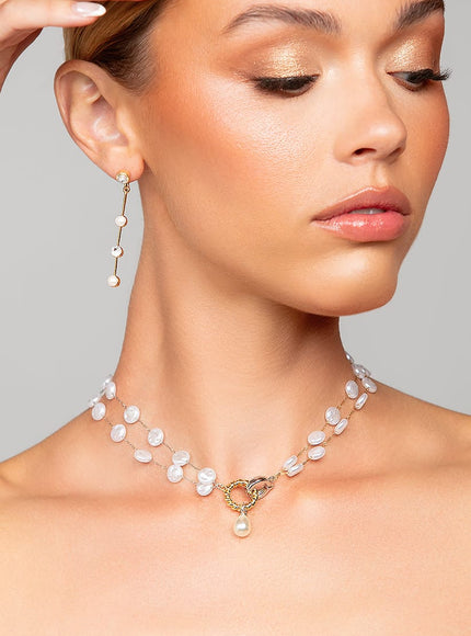 Très Chic Double Row Pearl Choker Necklace