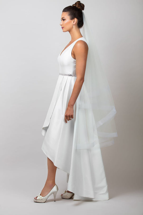 1711 Two-Tier Horsehair Fingertip Veil