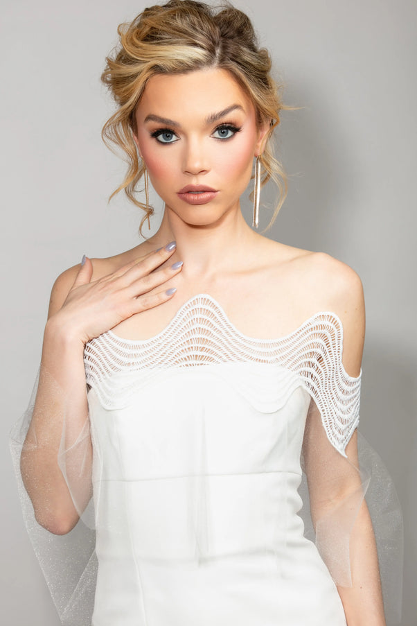Vivian Lace Capelet