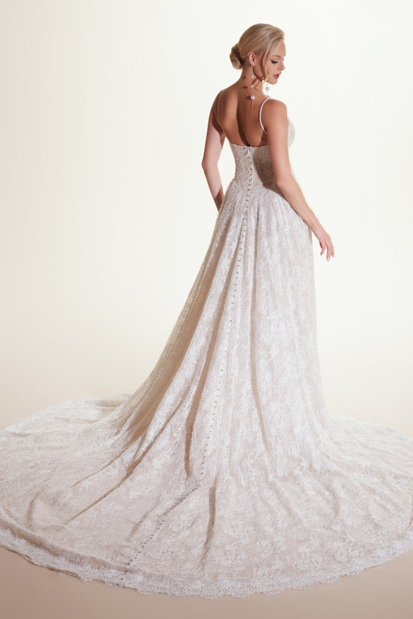 Yumi Katsura Vontria Lace Wedding Dress