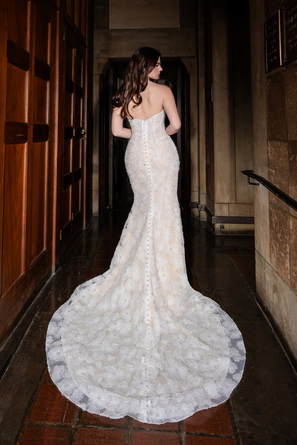 Yumi Katsura Wallace Beaded Lace Wedding Gown
