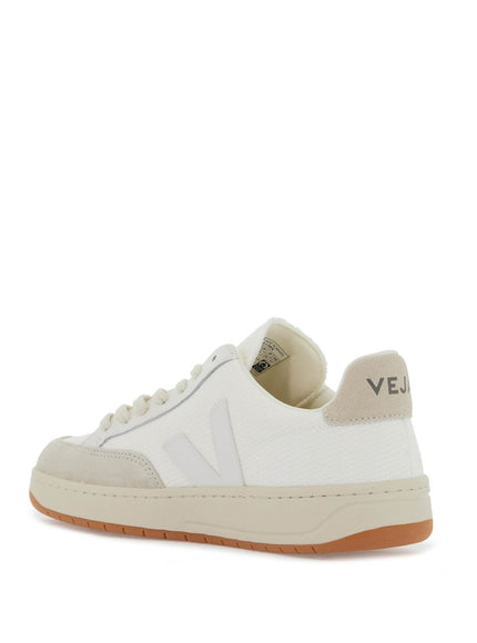 Veja leather v-12 sne