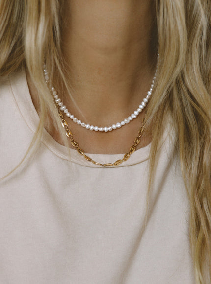 All Pearls Necklace