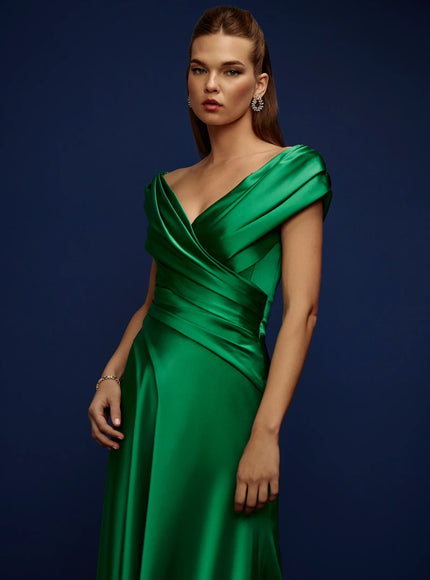 Anne Barge Black Label Augustus Column Gown