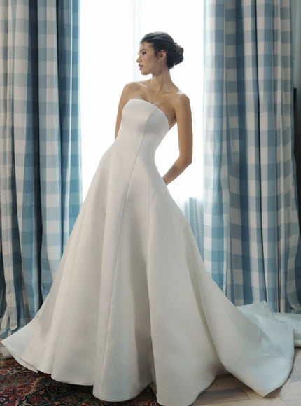 Anne Barge Loyola Wedding Gown