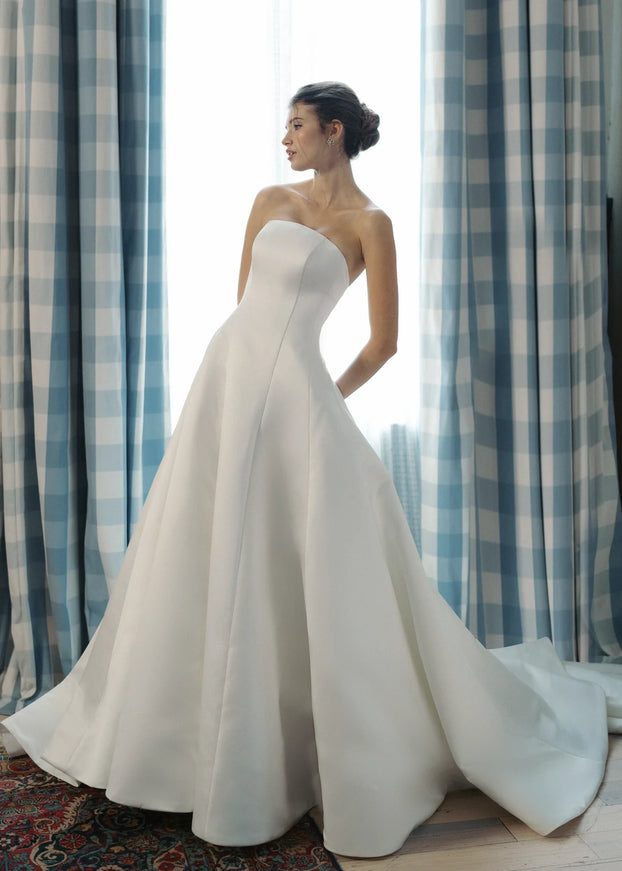 Anne Barge Loyola Wedding Gown
