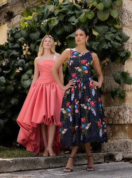 Anne Barge Gabriela Guipure Lace Tea-Length Gown