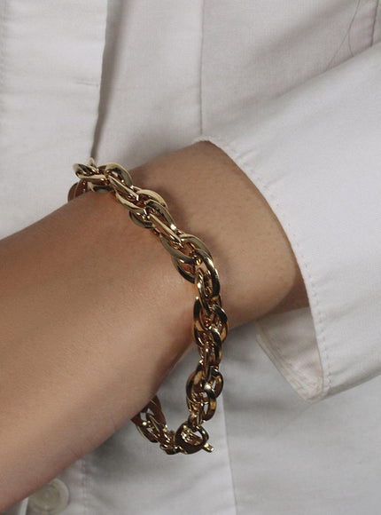 Double Oval Link Chain Bracelet in 14k Yellow Gold - Ellie Belle