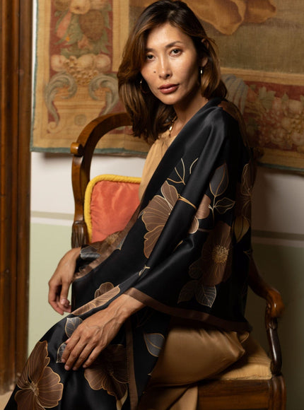 Elizabetta Laura Silk Scarf Shawl in Black