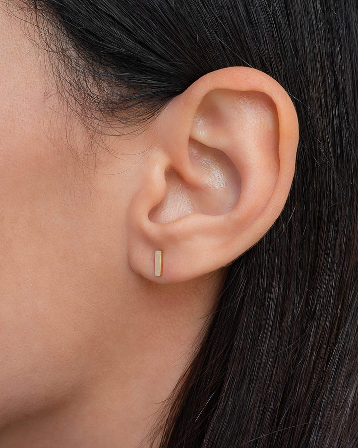 Zoe Lev 14K Gold Bar Stud Earrings