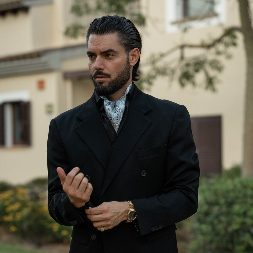 Elizabetta Bugatti Silk Ascot Cravat Tie - Grey