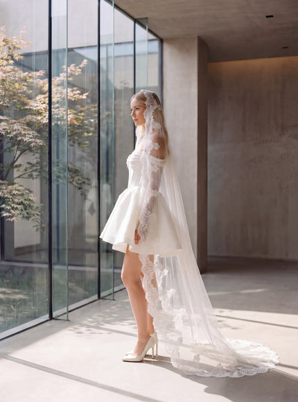 Ellie Belle Kelly Lace Veil