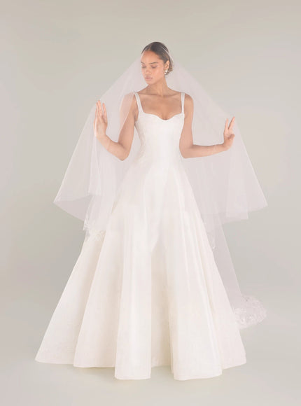 Anne Barge King wedding gown