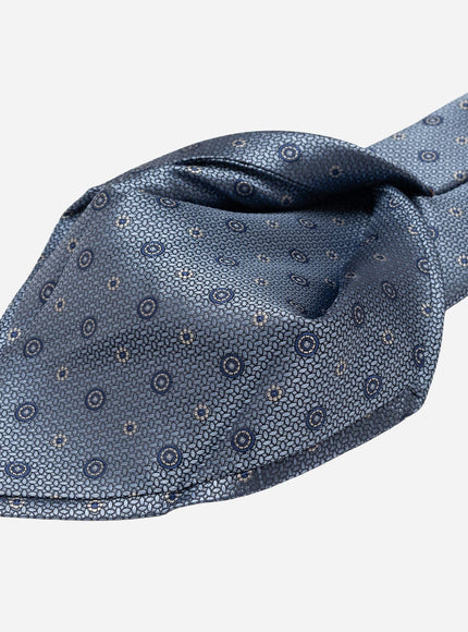 Elizabetta Benelli Silk Jacquard Tie in Sky Blue, pattern detail