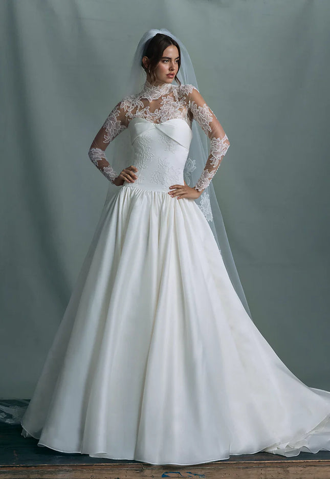 Anne Barge Noblesse Veil